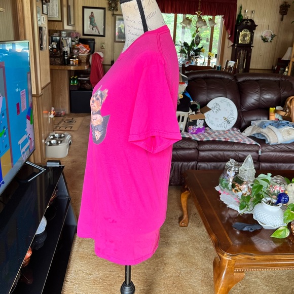 Woman’s Yorkie in my pocket tee shirt - Picture 5 of 16